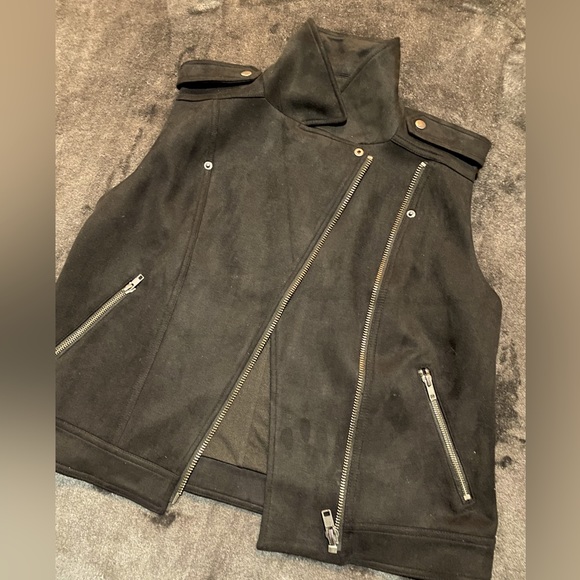 Philosophy Faux Suede Vest - Picture 3 of 4